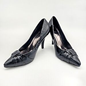 Le Chateau Women's Almond Toe Pointed Black 3" Heels, Size 5.5, New